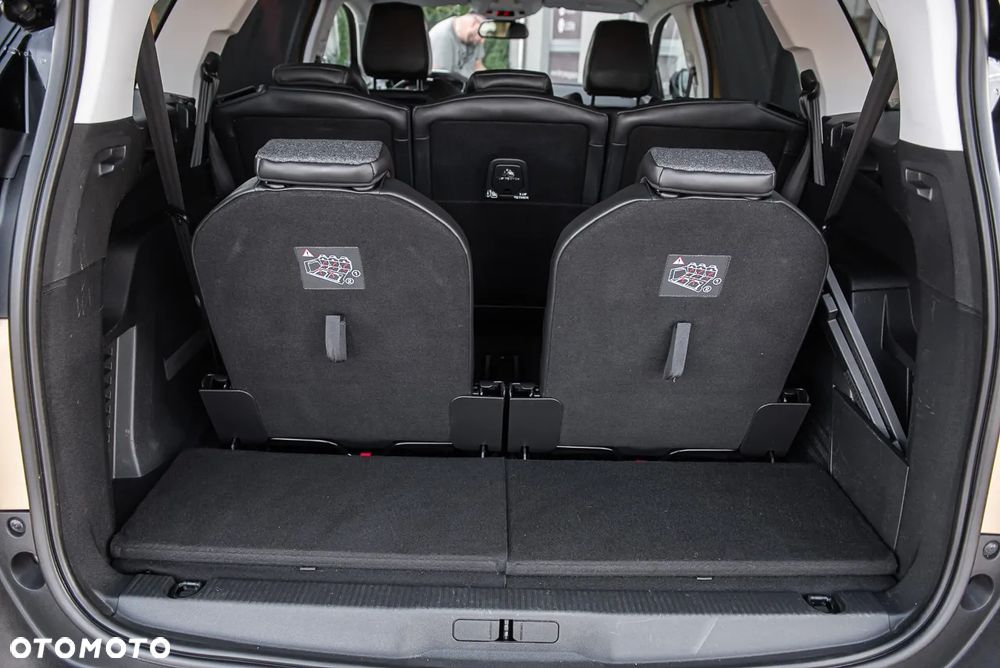 Peugeot 5008 1.6 THP Allure S&S EAT6 - 34