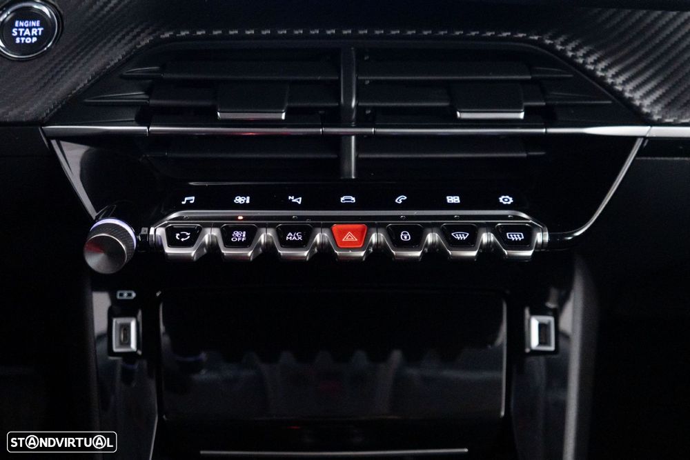 Peugeot 2008 1.2 PureTech Allure Pack EAT8 - 26