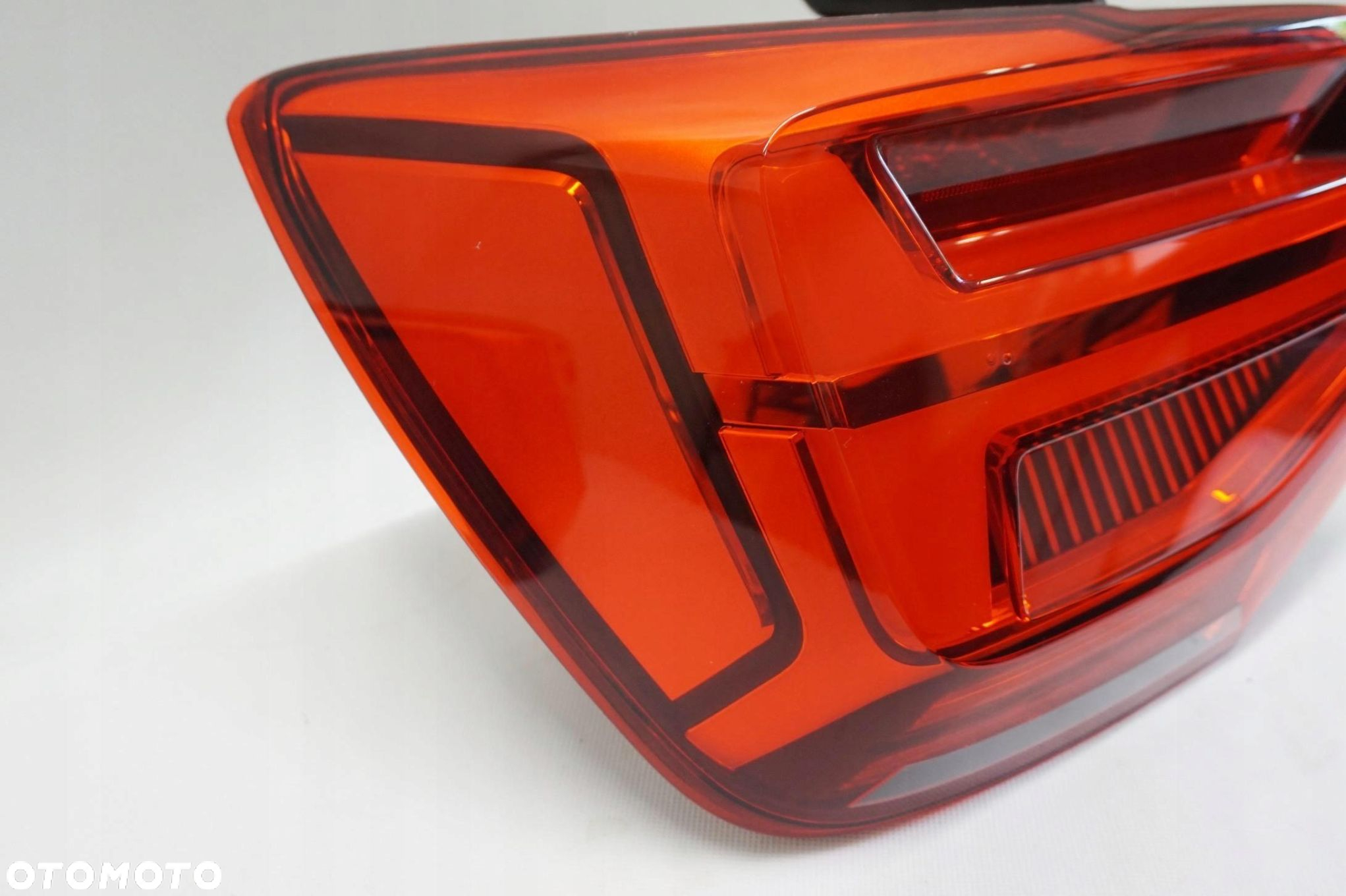 LAMPA LEWA TYLNA LED AUDI Q2 81A 81A945091C - 3