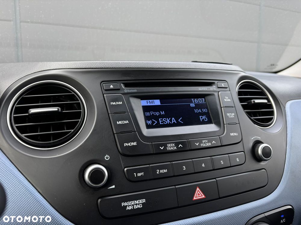 Hyundai i10 1.0 BlueDrive Premium - 17