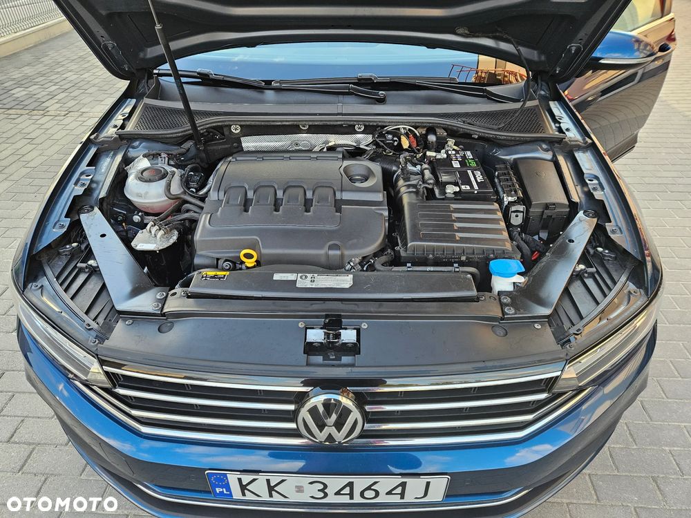 Volkswagen Passat 2.0 TDI Business DSG - 27