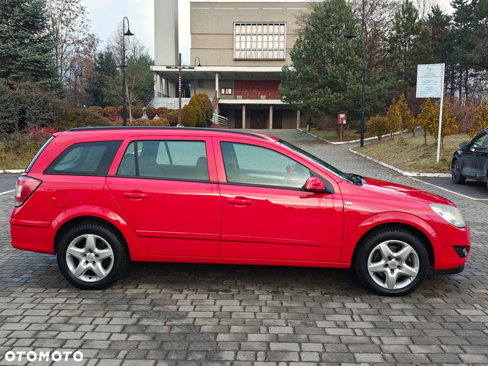 Opel Astra 1.9 CDTI DPF Cosmo - 5