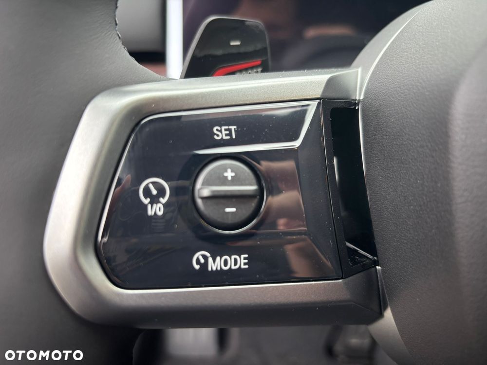 BMW Seria 5 520d xDrive mHEV M Sport - 13