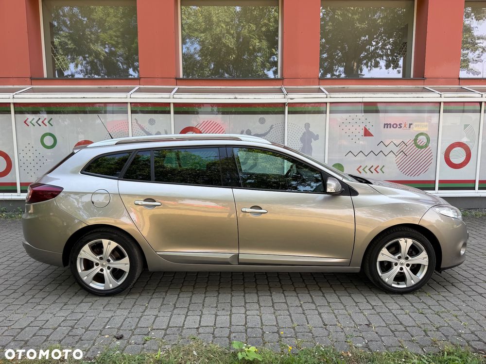 Renault Megane 2.0 140 CVT Luxe - 11