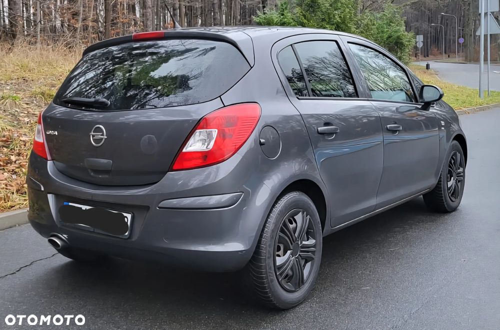 Opel Corsa 1.4 16V Enjoy - 9