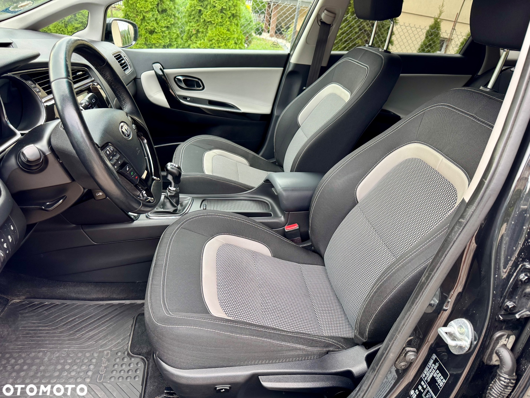 Kia Ceed 1.6 CRDi 136 ISG SW Edition 7 - 13