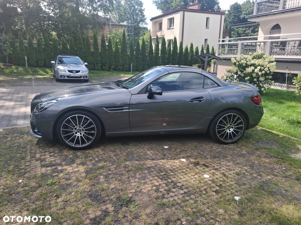 Mercedes-Benz SLC 200 9G-TRONIC RedArt Edition - 12