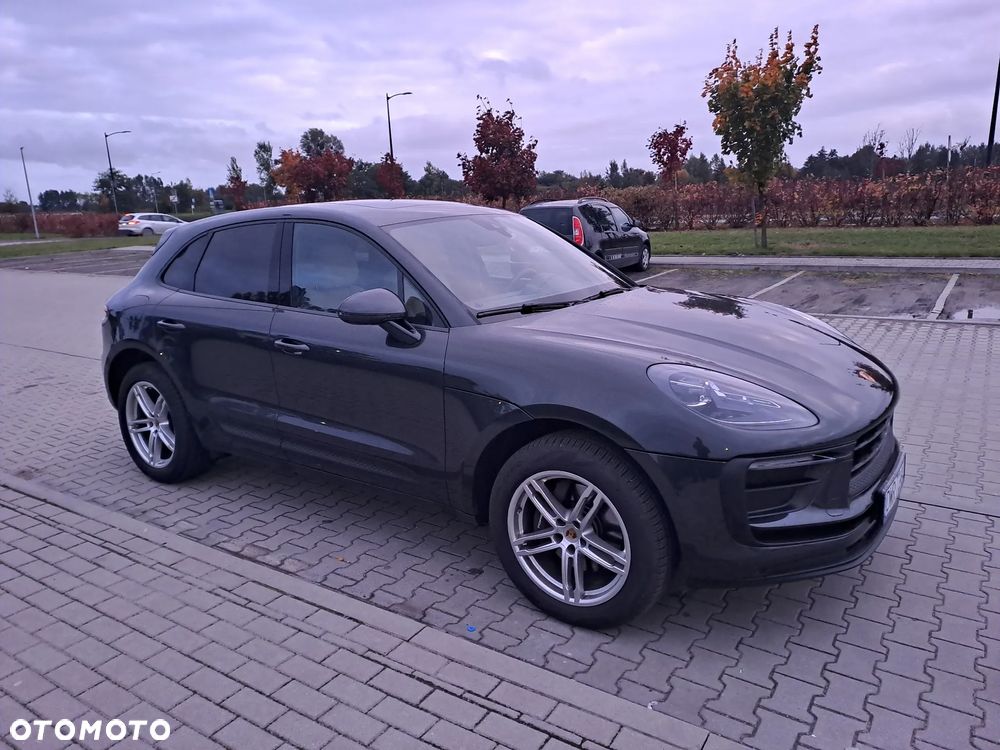 Porsche Macan Standard - 3
