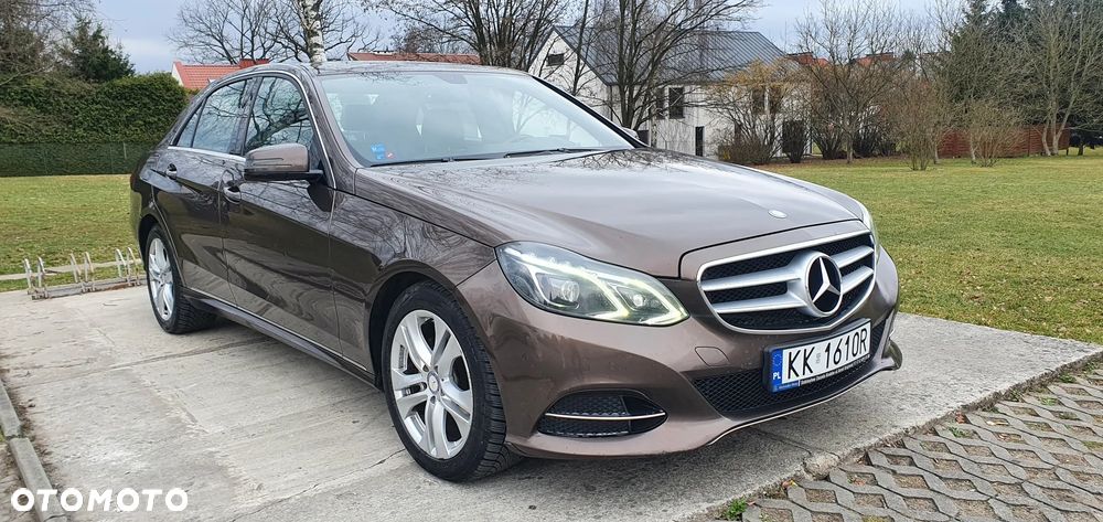 Mercedes-Benz Klasa E 220 CDI BlueEff Avantgarde - 5