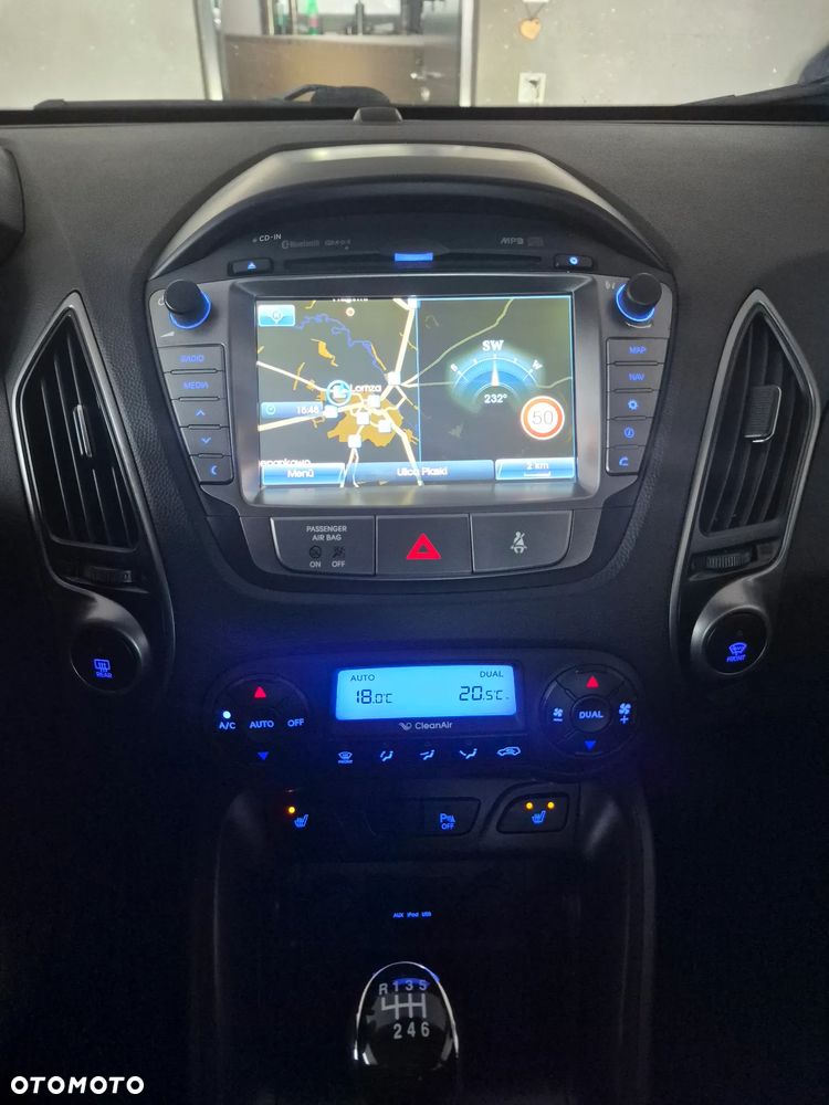 Hyundai ix35 1.7 CRDi 2WD Fifa World Cup Edition - 15