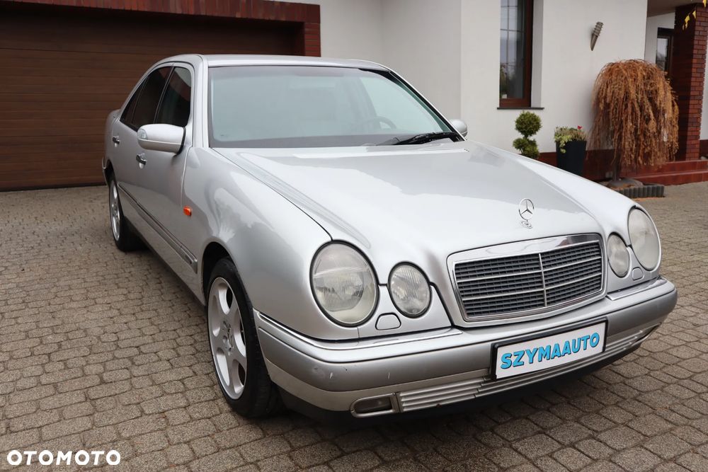 Mercedes-Benz Klasa E 320 Elegance - 7