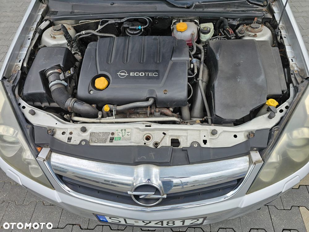 Opel Vectra 1.9 CDTI Sport - 22