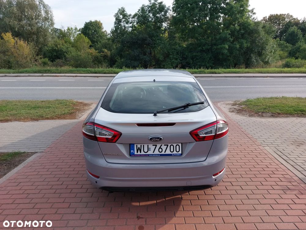 Ford Mondeo - 9