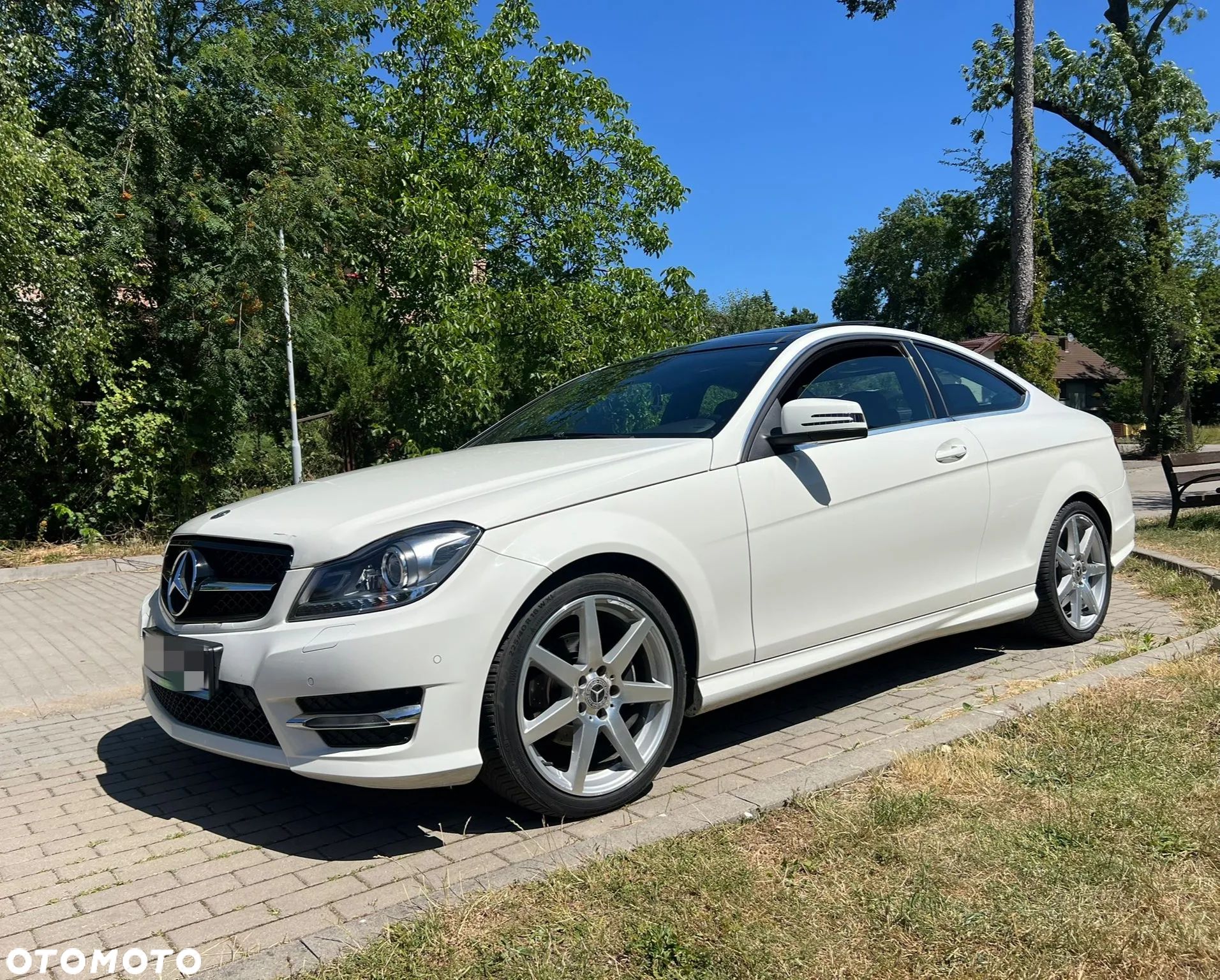 Mercedes-Benz Klasa C 250 Coupe BlueEFFICIENCY 7G-TRONIC Edition 1 - 1