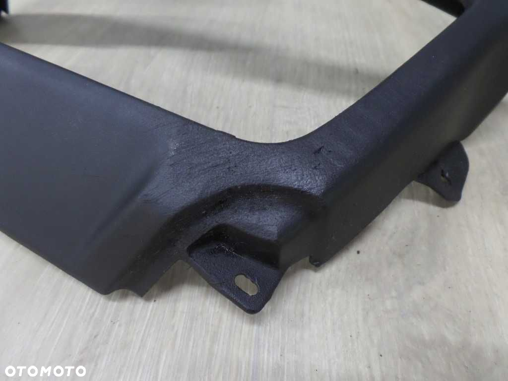 PIAGGIO PORTER 10- GRILL ATRAPA LAMPY REFLEKTORA RAMKA B000832 - 6