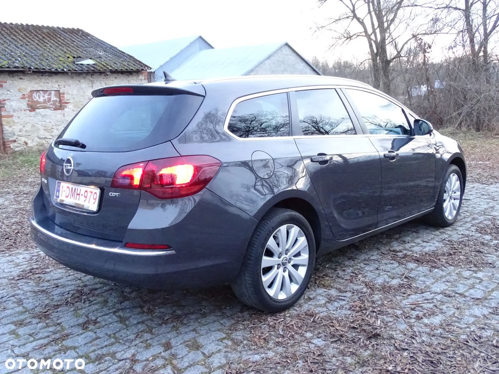 Opel Astra 1.6 CDTI DPF ecoFLEX TourerStart/Stop Exklusiv - 4