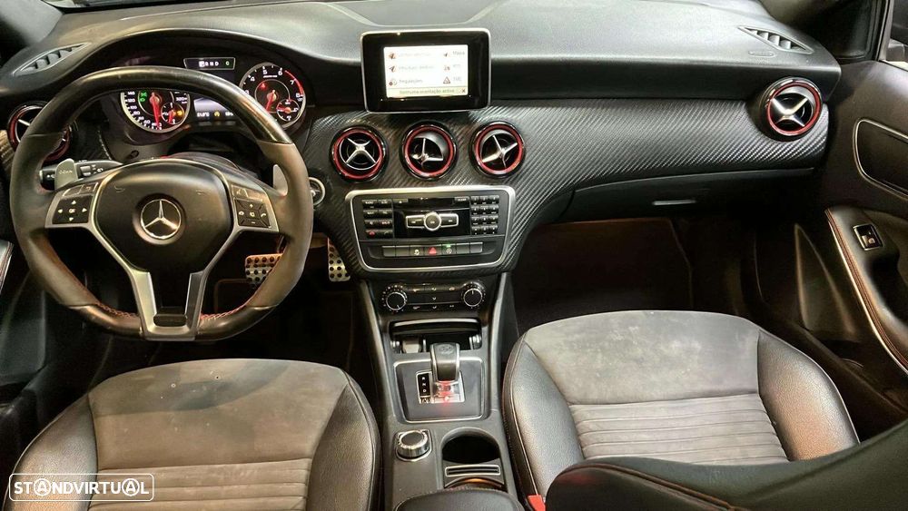 Mercedes-Benz A 45 AMG 4-Matic - 9