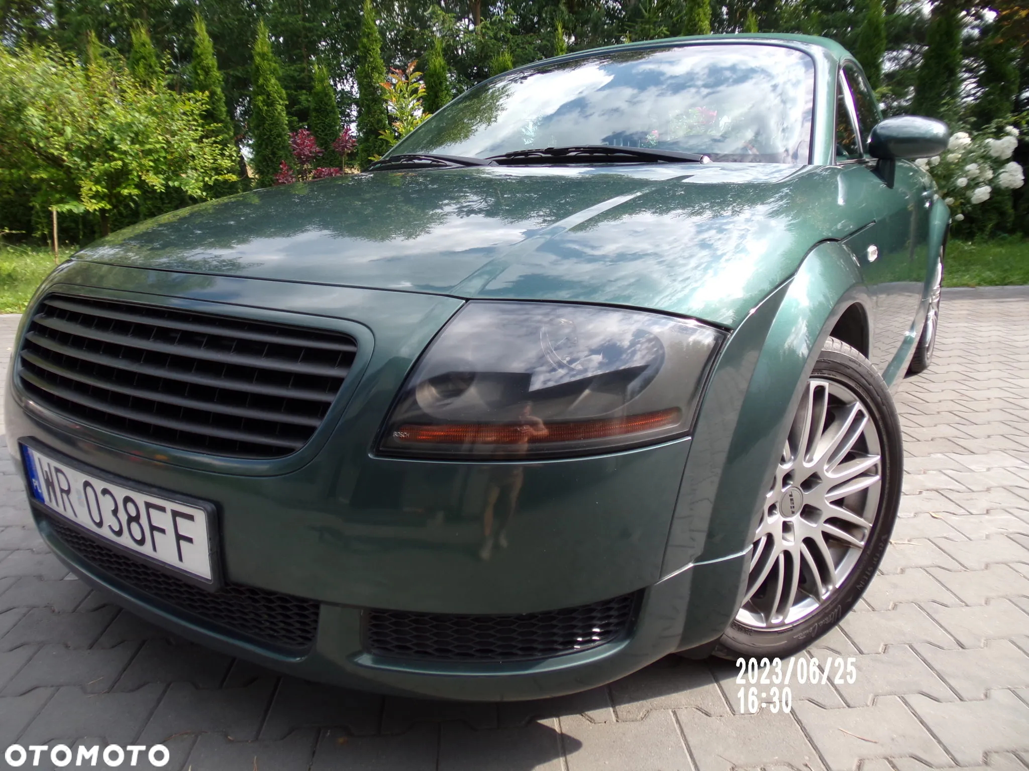 Audi TT Coupé Roadster 1.8T - 39