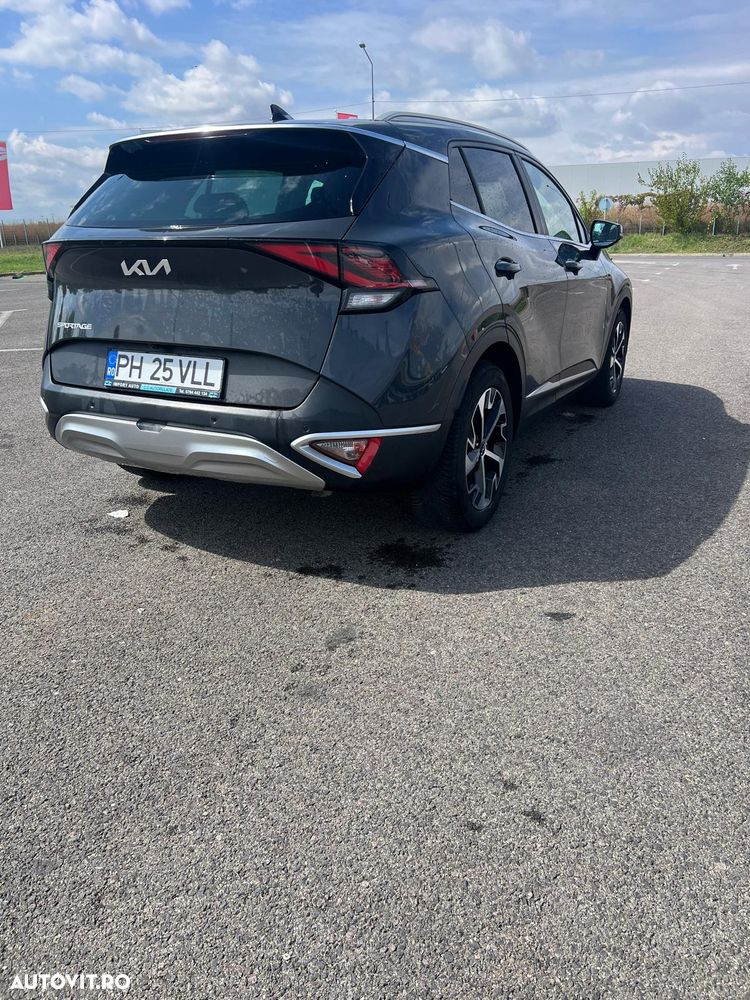 Kia Sportage 1.6 DSL MHEV 7DCT HP 4x2 Style - 8
