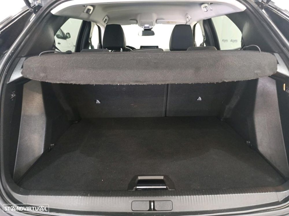 Peugeot 2008 1.2 PureTech Allure - 9