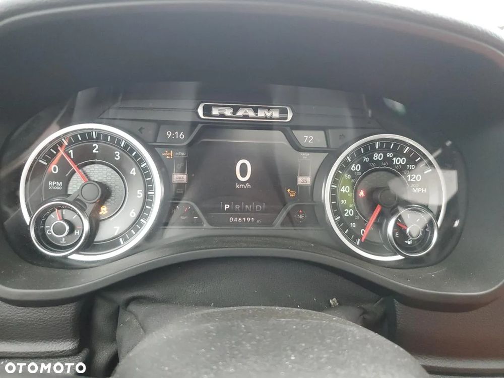 RAM 1500 Crew Cab Laramie - 9