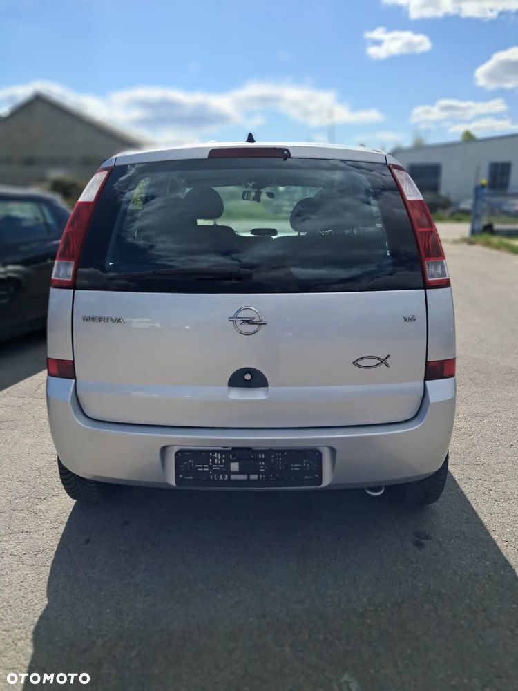 Opel Meriva 1.6 16V (Essentia) - 8