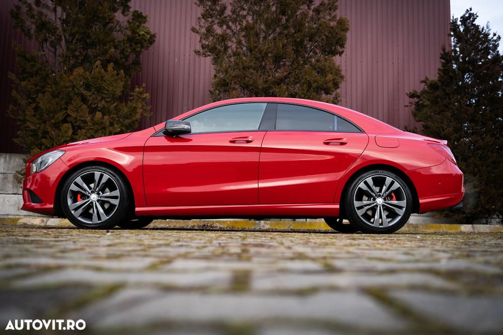 Mercedes-Benz CLA 200 AMG Line - 10