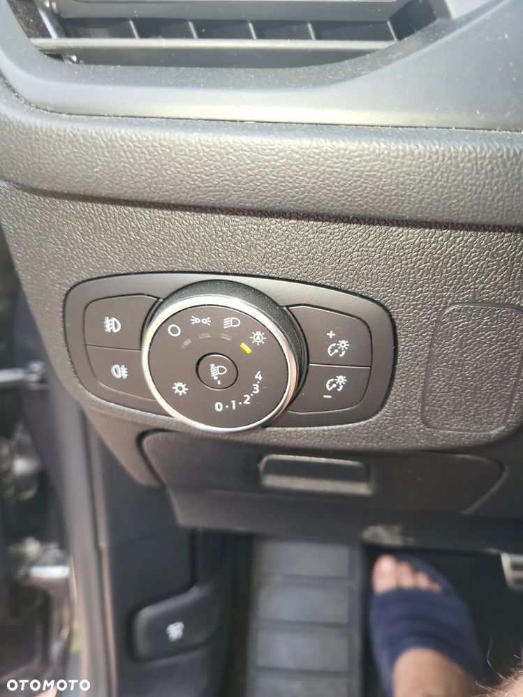 Ford Focus 1.5 EcoBlue Start-Stopp-System ST-LINE - 12