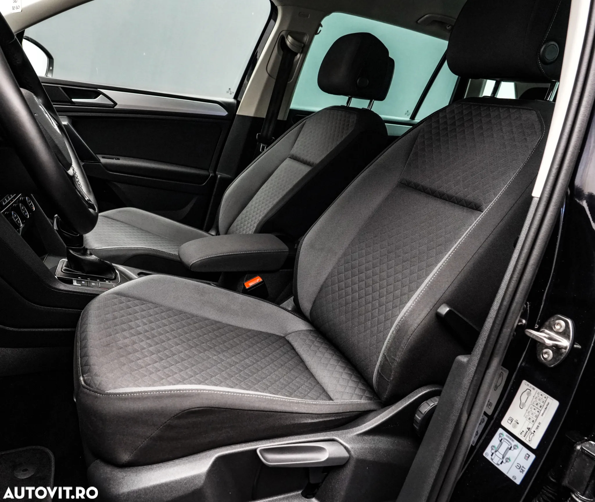 Volkswagen Tiguan 2.0 TDI DPF DSG Comfortline - 13