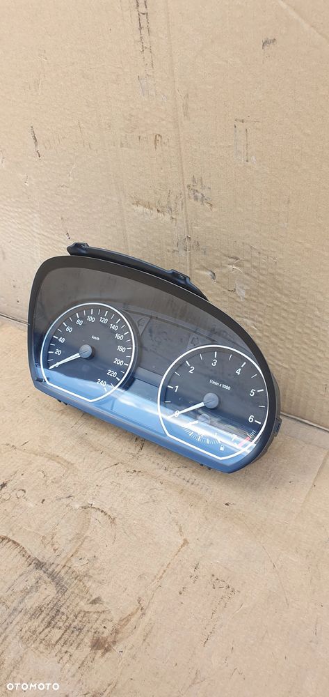Licznik zegary BMW 1 E81 E87 2.0i 1024932 9220941 - 4