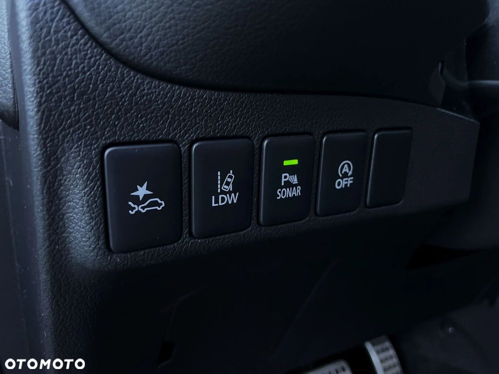 Mitsubishi Outlander 2.0 Intense + SDA 4WD CVT - 34