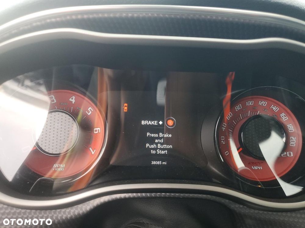 Dodge Challenger - 9