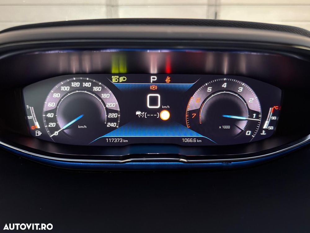 Peugeot 3008 1.6 PureTech S&S EAT8 GT - 7