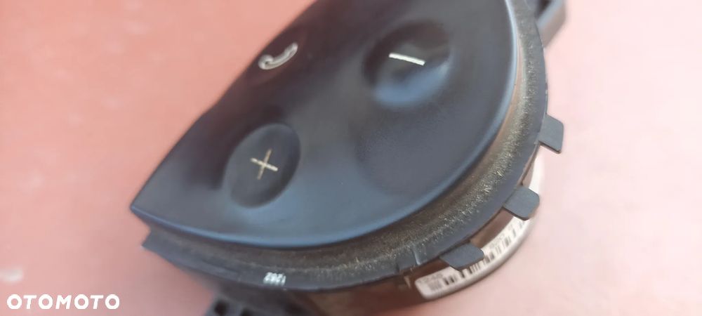 MERCEDES W211 MULTIFUNKCJA PRZYCISK KIEROWNICY PRAWY A2118206110 - 6