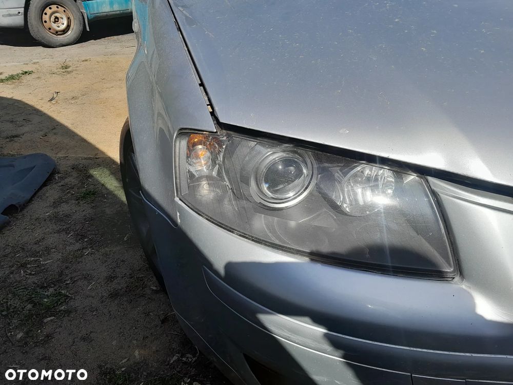 Lampa przednia prawa xenon AUDI A3 8P 03-08r.  Europa - 2