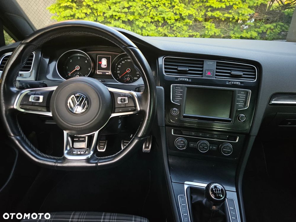 Volkswagen Golf - 7