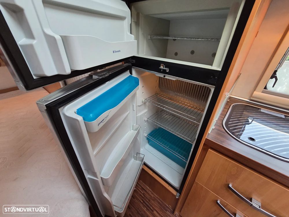 Hymer Tramp CL 652 Cama francesa Frigorífico Grande - 39