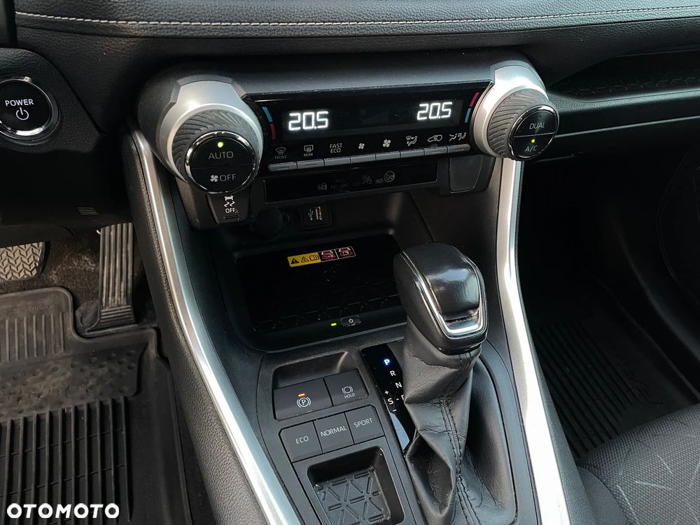 Toyota RAV4 2.5 Hybrid Comfort 4x2 - 34