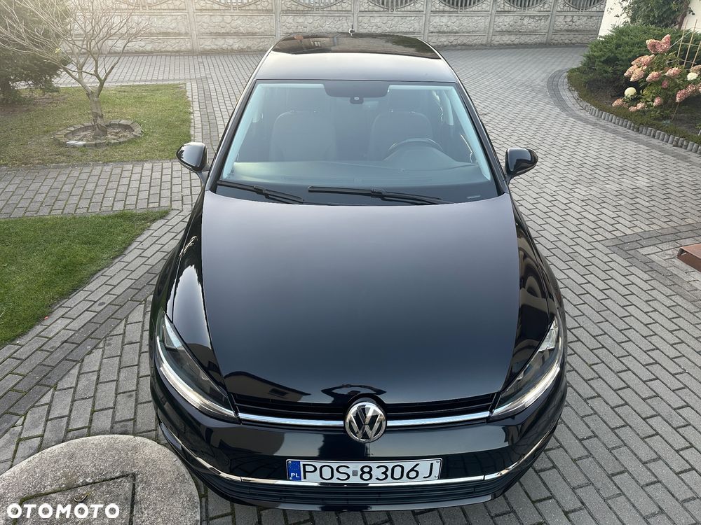 Volkswagen Golf - 10