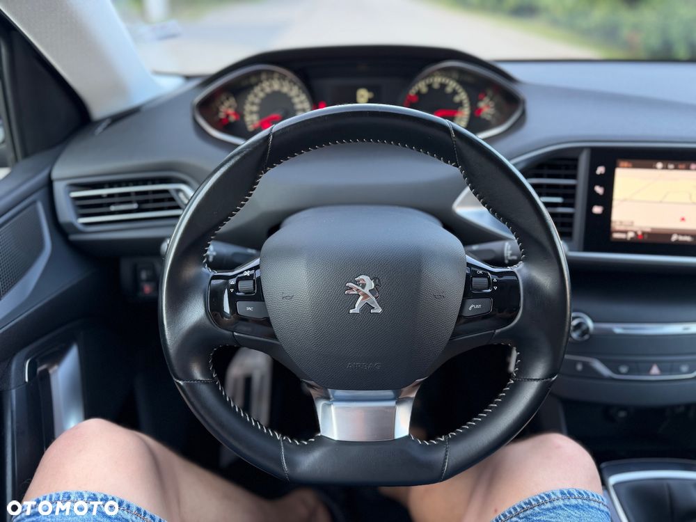 Peugeot 308 PureTech 110 Stop & Start Style - 29