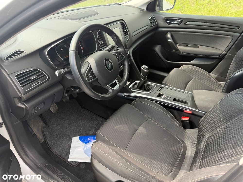 Renault Megane 1.5 dCi Energy Limited EU6 - 16