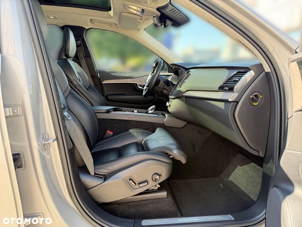 Volvo XC 90 - 28