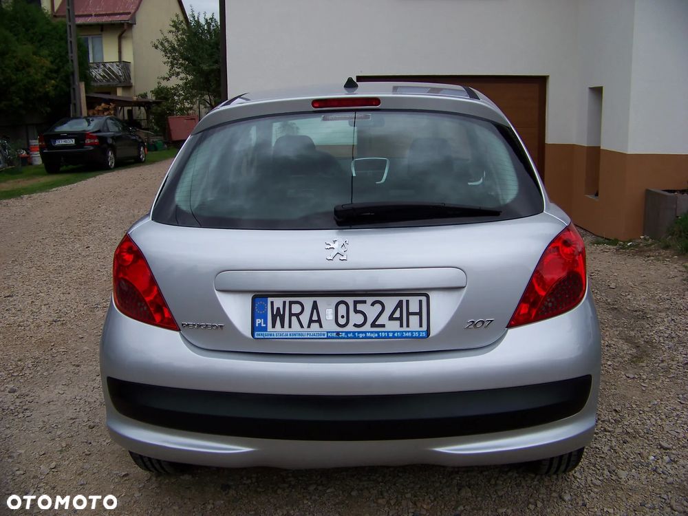 Peugeot 207 1.4 Trendy - 6