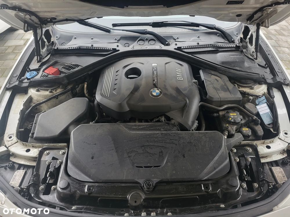 BMW Seria 3 320i GPF Sport Line Sport - 13