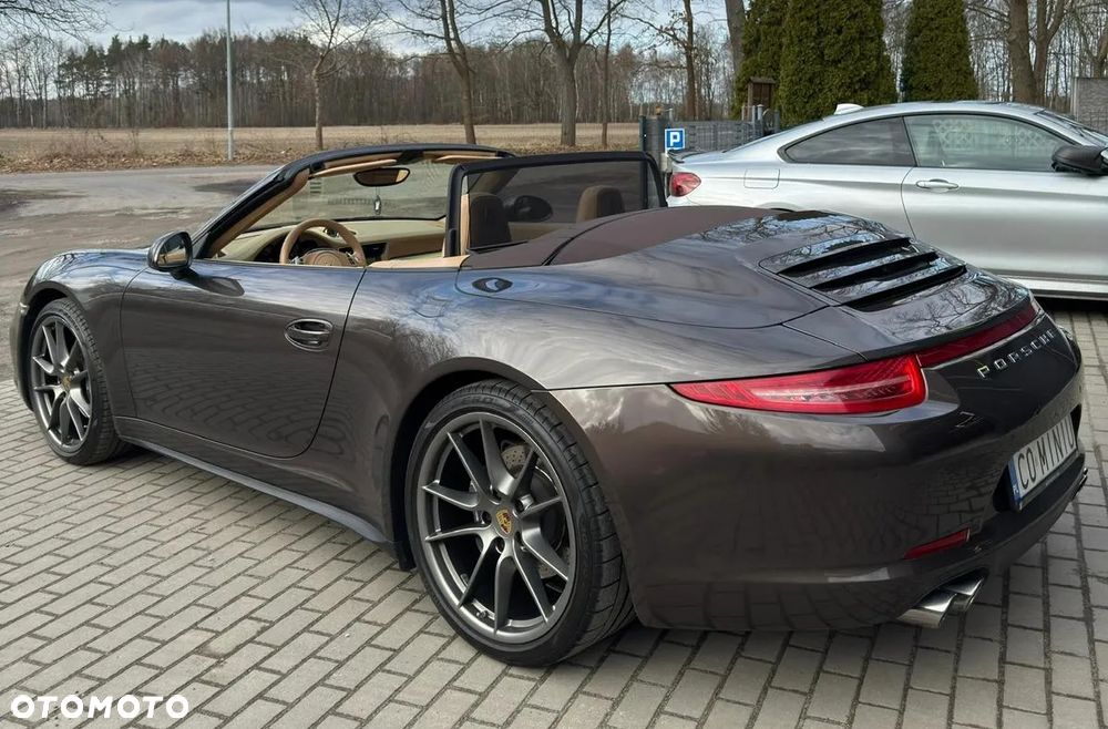 Porsche 911 Carrera 4 PDK - 6