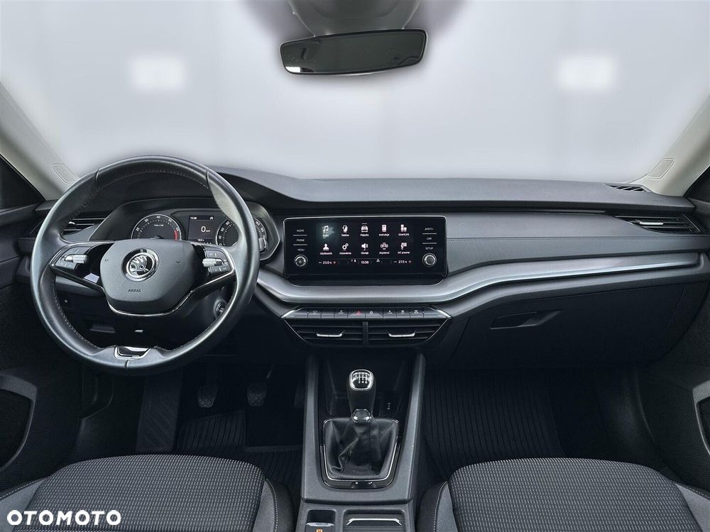 Skoda Octavia 1.5 TSI ACT Ambition - 8