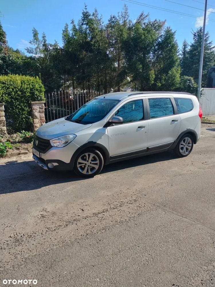 Dacia Lodgy 1.5 dCi Stepway - 9