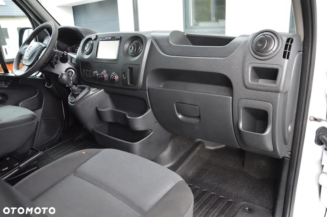 Renault Master - 17