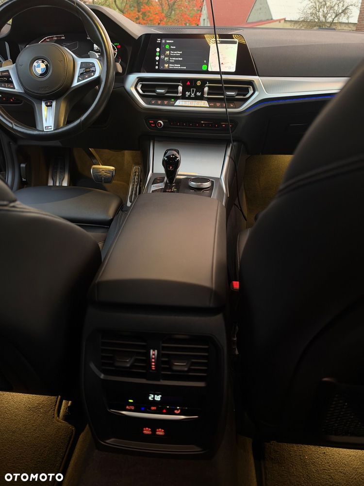 BMW Seria 3 - 32