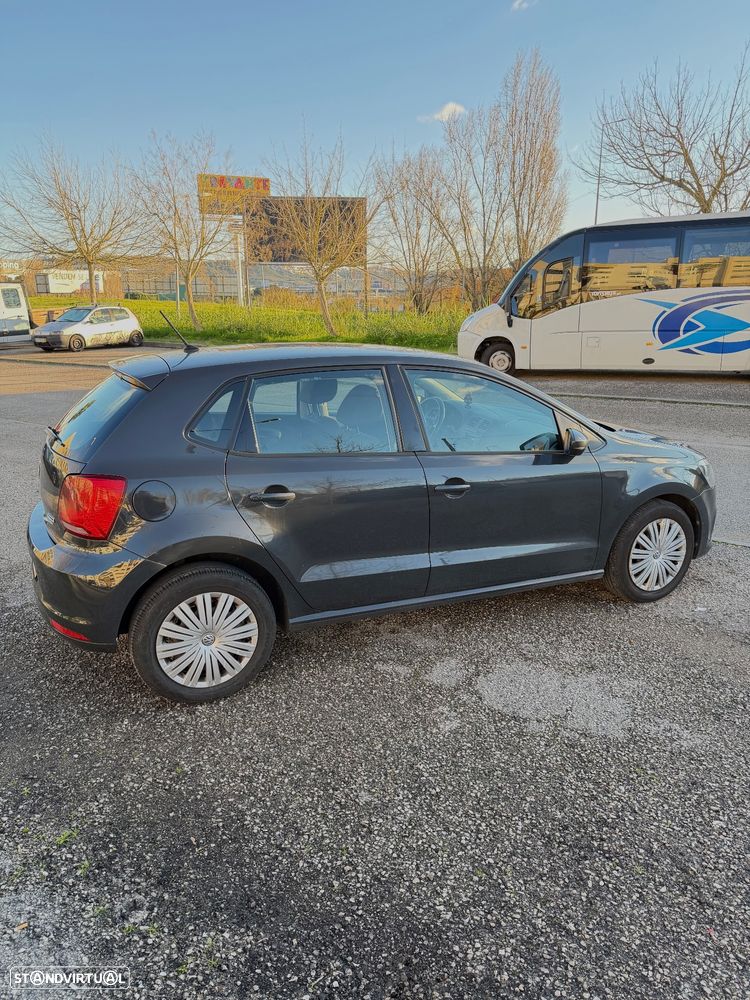 VW Polo 1.0 (Blue Motion ) Comfortline - 13